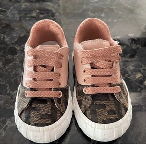 Fendi infant size 5